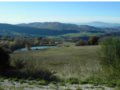 Vendesi fabbricato e terreno destinato ad agriturismo ad assisi in provincia di perugia in umbria