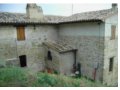 vendesi casa su due livelli a cannara in provincia di perugia in umbria