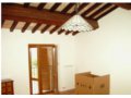 vendesi casa su due livelli a cannara in provincia di perugia in umbria