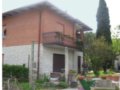 vendesi casa con giardino passaggio